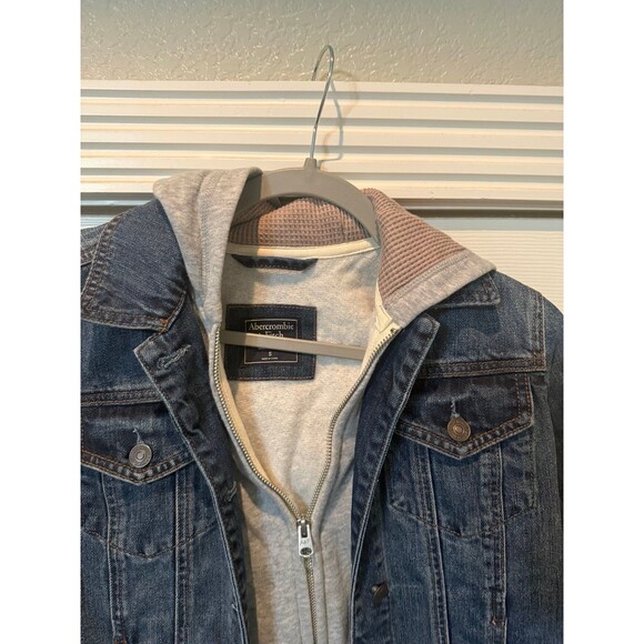 Abercrombie & Fitch Jean Jacket with Hood Small - Picture 4 of 7